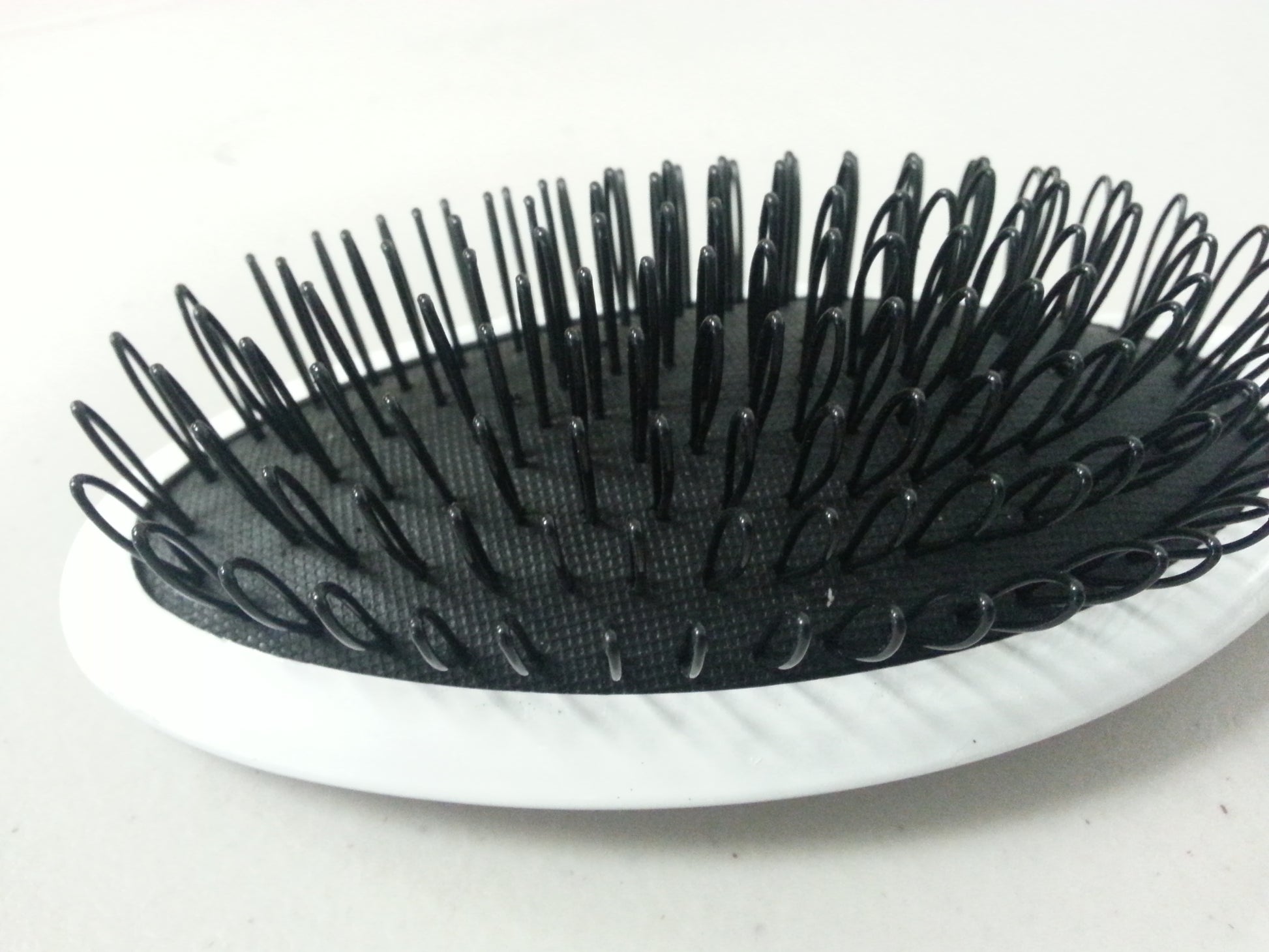 Ceramic & Ionic Loup Brush MV15