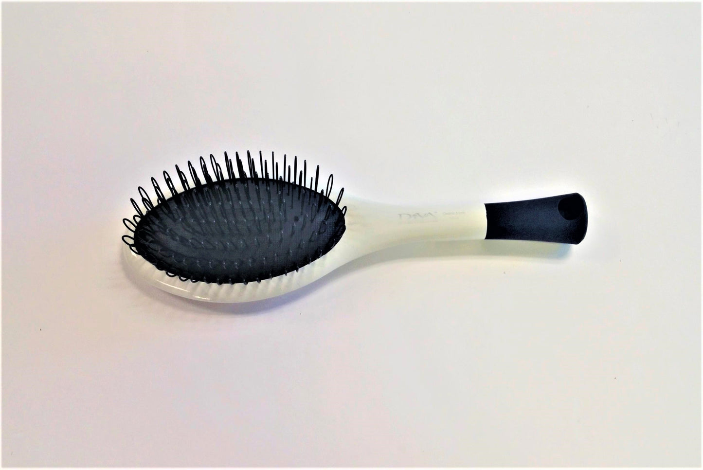 Ceramic & Ionic Loup Brush MV15